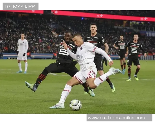 法甲最新积分榜解析：巴黎圣日耳曼凭仗成功重回第一，争冠局势益发剧烈